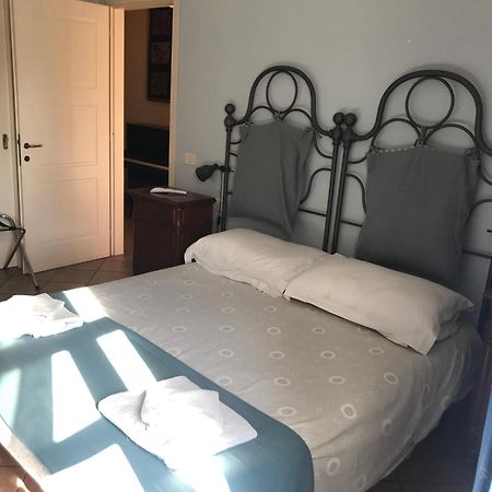 Numero 3 Otel Cagliari Dış mekan fotoğraf